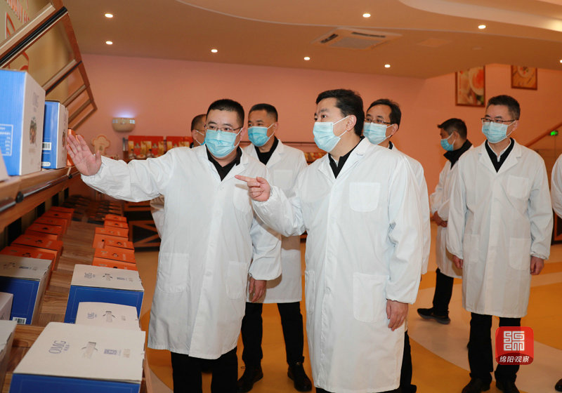 2021年12月26日 羅增斌在圣迪樂(lè)生態(tài)食品公司調(diào)研（記者 賴杰 攝）.JPG