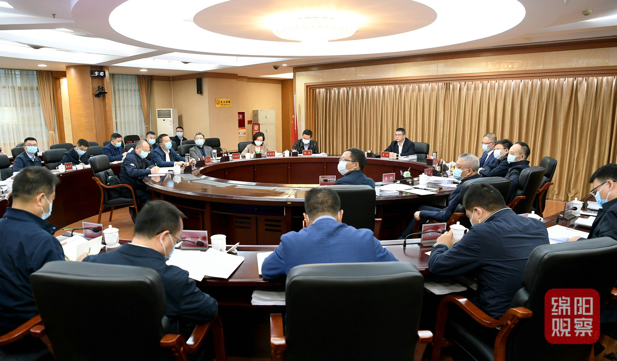 2022年10月12日，市政府第38次常務(wù)會(huì)  張莉 攝.jpg