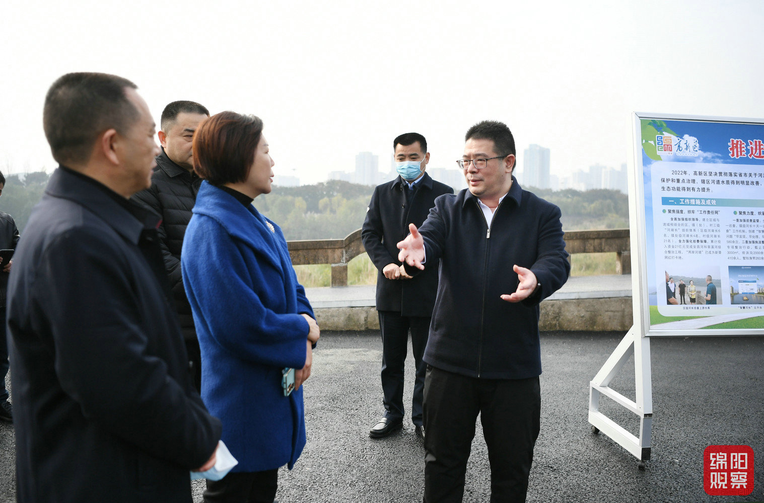 2022年12月9日，李云督導(dǎo)安昌河河長制工作推進(jìn)情況6  張莉 攝.jpg