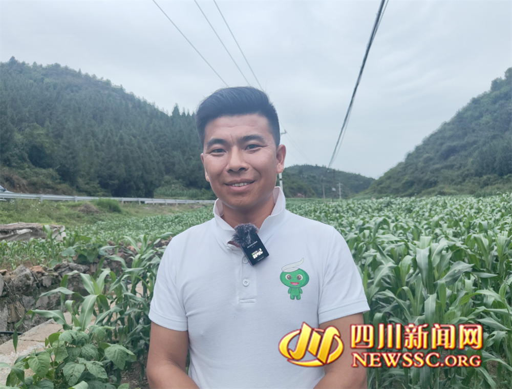 胡茂對(duì)未來充滿信心，表示要帶領(lǐng)村民一起致富。.png