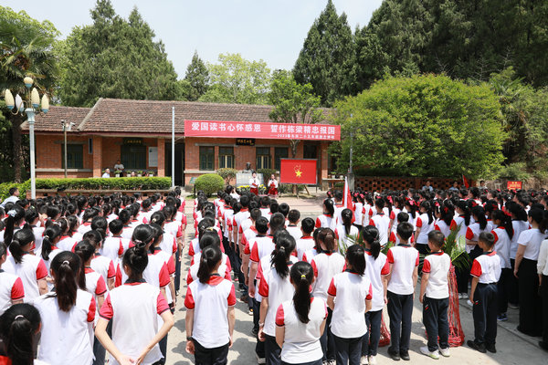 （“兩彈城”相關(guān)照片）.jpg